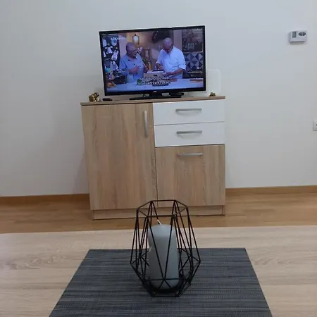 Viaggio I Parking Garaza Apartment Sremska Mitrovica