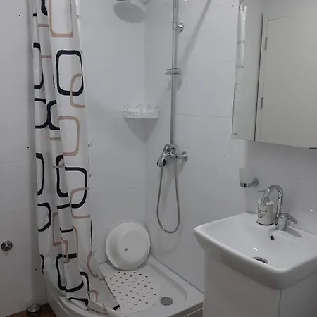 Viaggio I Parking Garaza Sremska Mitrovica