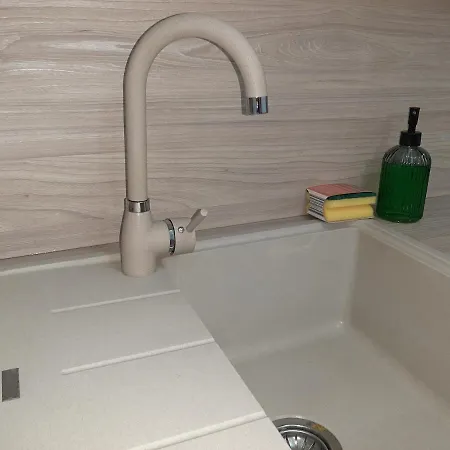 Viaggio I Parking Garaza Apartment